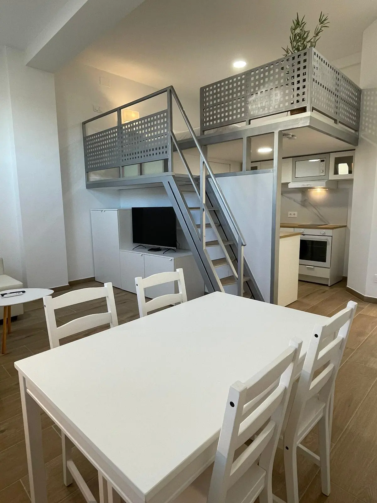 Comedor y mezzanine